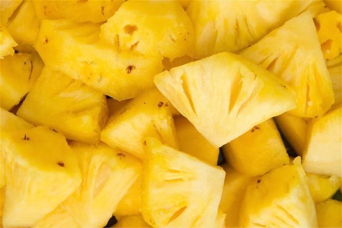 夏天钓草鱼别费劲想饵料了,用这三种水果钓,既简单又高效