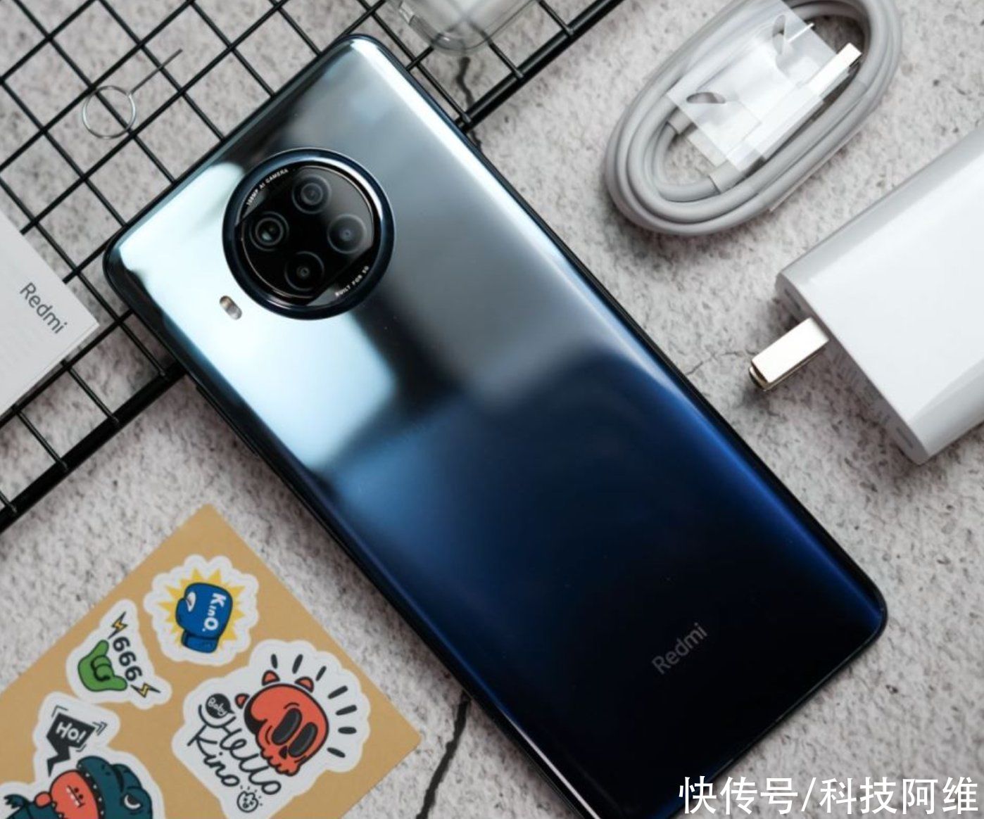 重磅|1599元，120Hz+一亿像素，Redmi重磅新机正式发布