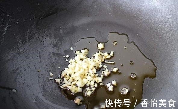 油炸|油煎带鱼用淀粉还是面粉?想要外酥里嫩就用它,颜值高又香喷喷
