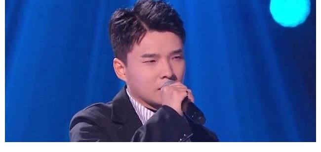 下一個(gè)單|《好聲音》盲選結(jié)束，四大奪冠熱門人出爐，伍珂玥成下一個(gè)單依純