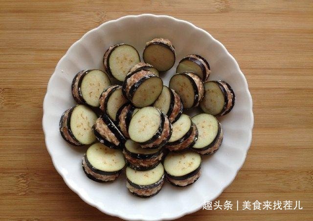 想要茄盒炸得更酥脆,前后2点要把握,外酥里嫩才够味