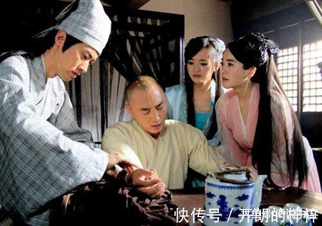 谜语联@千古谜语联 白蛇过江头顶一轮红日, 你能猜出谜底并对出下联吗