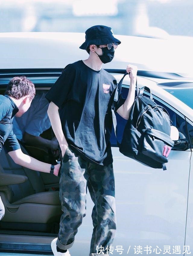 衬衫搭配 有一种懒人风格叫“黑色调”,夏日这样穿,变身潮男毫不费力!