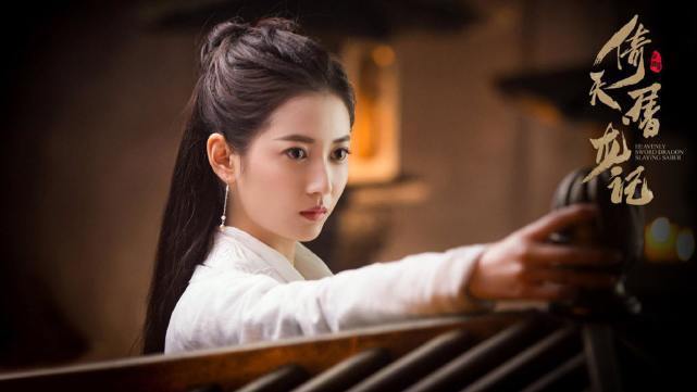 谢逊#倚天中,此人是阳顶天师傅,武功远胜张三丰,因为一女子遁入空门