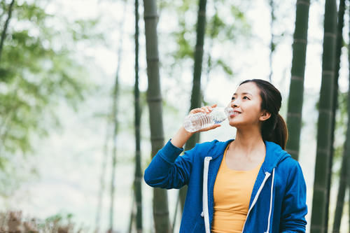 年纪|年纪大了如何保持身材?做好4个习惯,30岁后保持“冻龄”状态