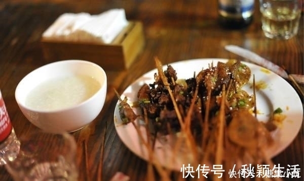 最新版|早上吃苹果好，还是晚上吃苹果好？养生专家告诉你最应该吃的时间