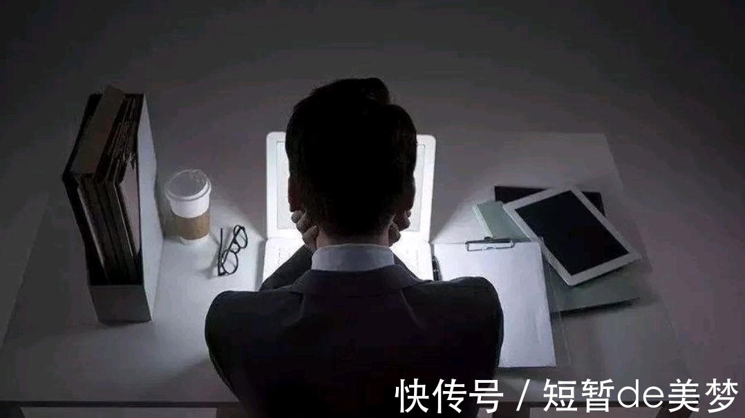 睡眠|失眠的人大多是阳不入阴,提醒:睡前做好5件事,入睡或许更轻松