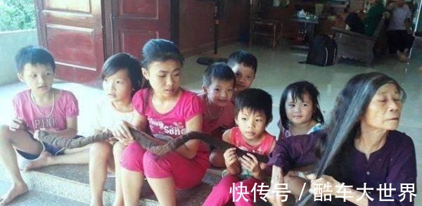 nghien|81岁老奶奶长达22年不剪头发,头发长3米,网友像屎棍!
