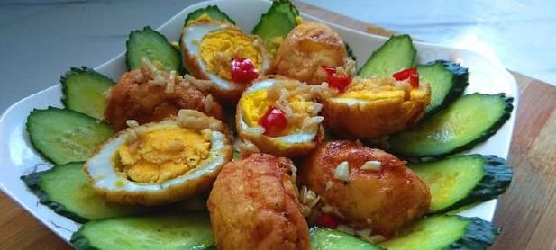  松花蛋|鸡蛋吃腻了，试试这样做一次，比松花蛋都好吃，做法超简单