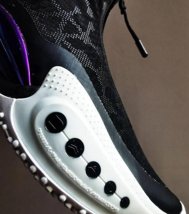 音速 驭帅14?香芋紫+北极雪美翻,音速9夏季配色帅炸,李宁太强了