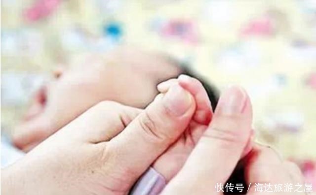 促进|照顾新生宝宝,遵循“两摸三不碰”原则,有助于促进其大脑发育