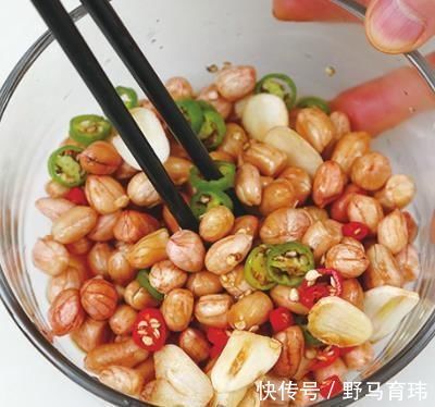 花生米|花生米别油炸,换种做法,酸辣香脆,做凉拌菜或是小点心都非常美味