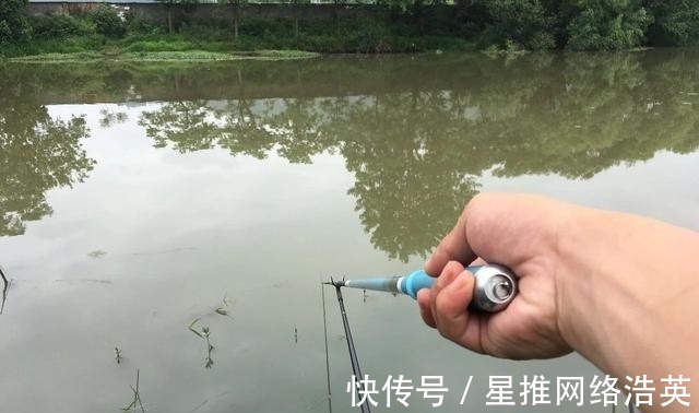 入口性|蚯蚓挂钩的6个小技巧，学会后渔获多多，一条接着一条