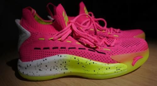 强度 它配置降级、它性能退步……可我依旧认为它是今夏最值得入手的实战鞋