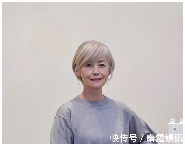 女性 60岁左右的女人,过年别再烫“大妈卷”!四款减龄发型,更好看