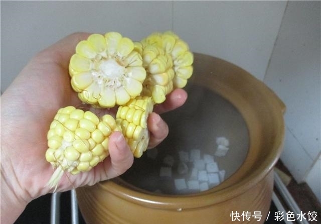 洗净|天然的“祛湿王”终于被发现了,隔三差五吃点,肚子也平了!