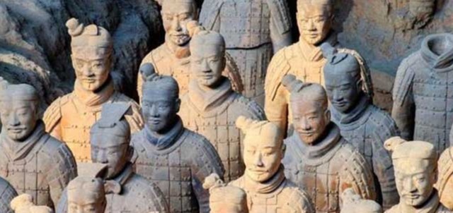 兵马俑|兵马俑真是活人烧制的直到一兵马俑裂开,谜团才被解开
