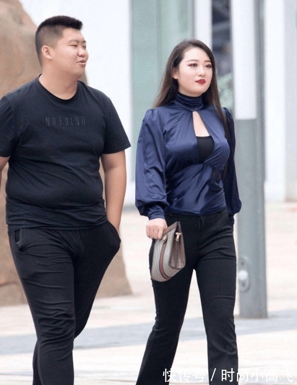 贵妇 微胖贵妇穿搭“不简单”,上衣都快撑裂了,走路还这么有自信!
