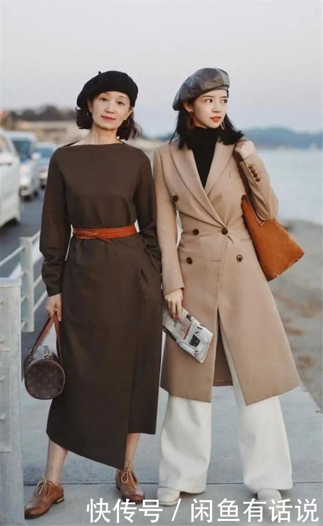 穿搭|女人过了50岁后，别再用高跟鞋配裙子，学学三木妈妈，时髦还舒服