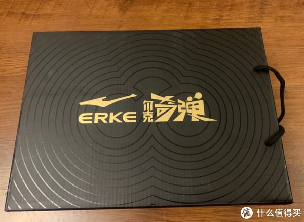 学生时代|鸿星尔克【20周年庆奇弹纪念款】跑鞋运动鞋开箱测评