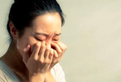 丈夫|“孩子谁生的谁带”,丈夫因心疼母亲对妻子发脾气,事后才知后悔