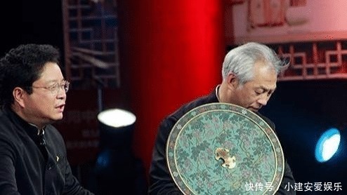 金刚经|尼姑带“佛像”鉴宝,称其已受百年香火,专家:背一句金刚经听听