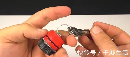 塑料瓶盖别扔了, 简单改造一下, 放在家里有大用处, 看完赶紧试试