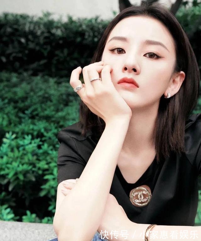 c眼线画对,眼睛放大2倍!营造简洁不浮夸低妆感