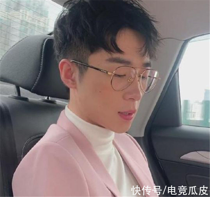 cos|腐团儿新作COS苏妲己,渐变袜神还原!同为一姐红尘牛奶腿太真实