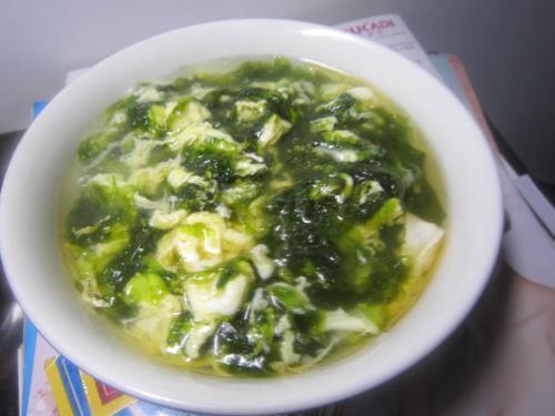 玉米虾仁汤|经常胃胀反酸的人,退休中医牢记2吃、2喝,有利于养胃