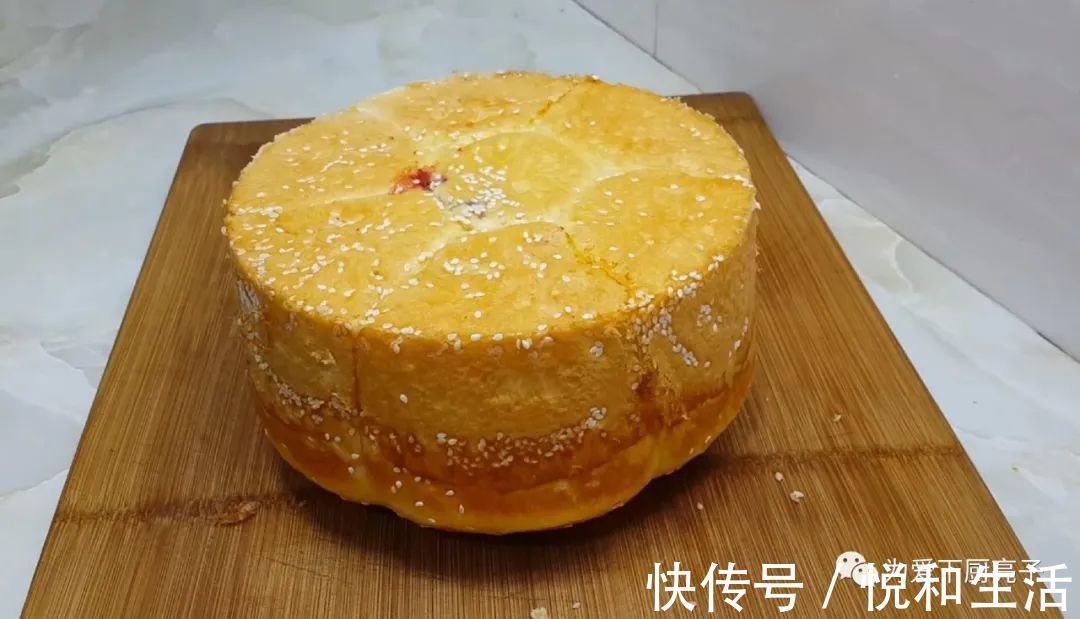 面包这么做太香了,加4个鸡蛋,不用烤箱也能一次成功,松软香甜