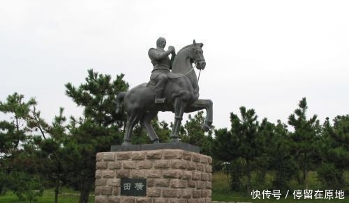 一代人|徐悲鸿鼓舞了一代人的名画,背后原来隐藏着这样的故事!