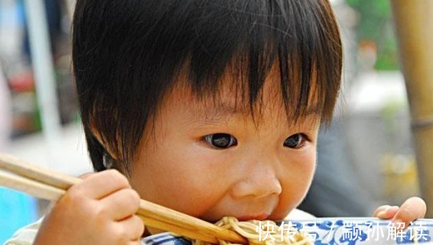 山药|3种晚餐正“窃取”孩子身高,妇幼主任:愚蠢父母,当宝贝喂娃吃
