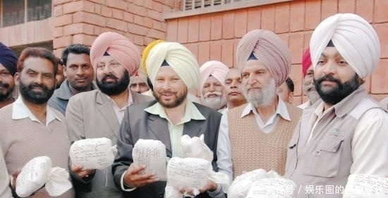 印度网友: ”中国人崇拜我们吗“, 引得国外网友疯狂吐糟·