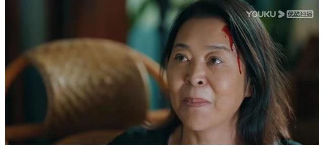 《女心理师》首播,杨紫井柏然对手戏逗趣,和倪萍母女情深