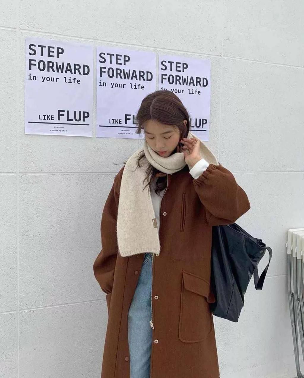  围巾|大衣+围巾，厚毛衣+围巾=入冬“王炸cp!”