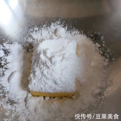 打蛋器|这#“佳”节好滋味#酸奶泡芙连吃3天了！明天还想吃