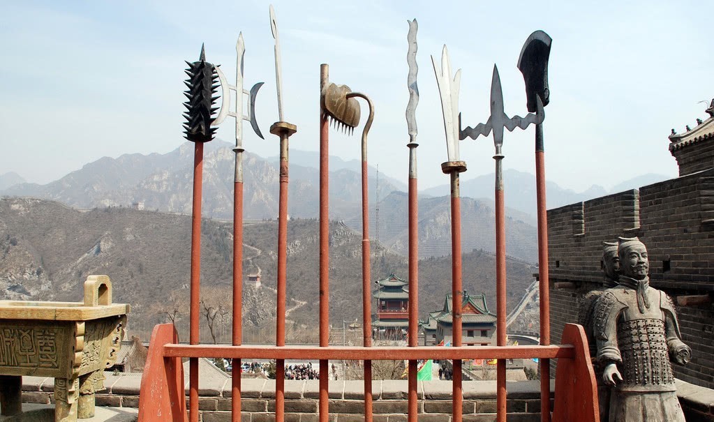 修筑|秦始皇修筑长城到底有何作用?西方学者:长城害惨了欧洲