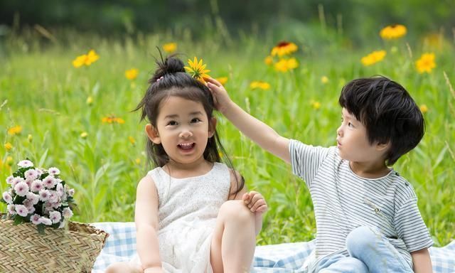 孩子|孩子做错事,大人很有耐心地讲道理,但为啥娃就是听不进去?