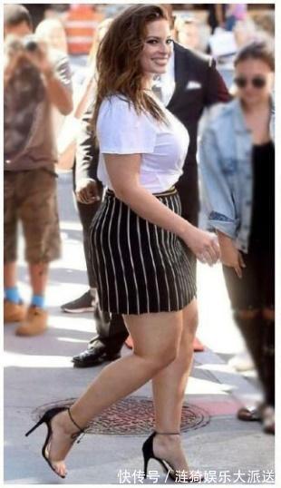 大码模特 谁说体重不过百才是好身材!看这些大码模特,如何把缺点变成优势