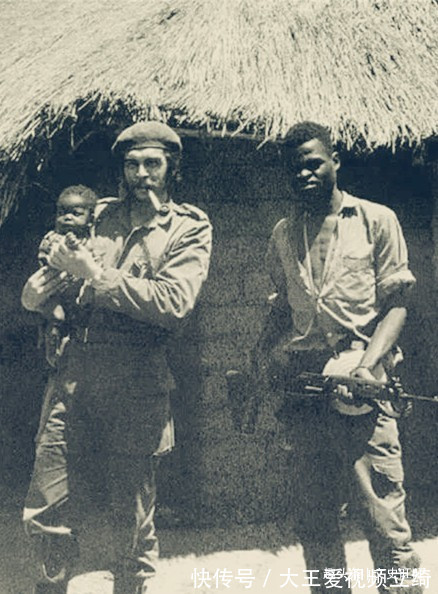 玻利维亚@当刽子手知道自己要杀的人是格瓦拉后,他喝了点酒壮胆