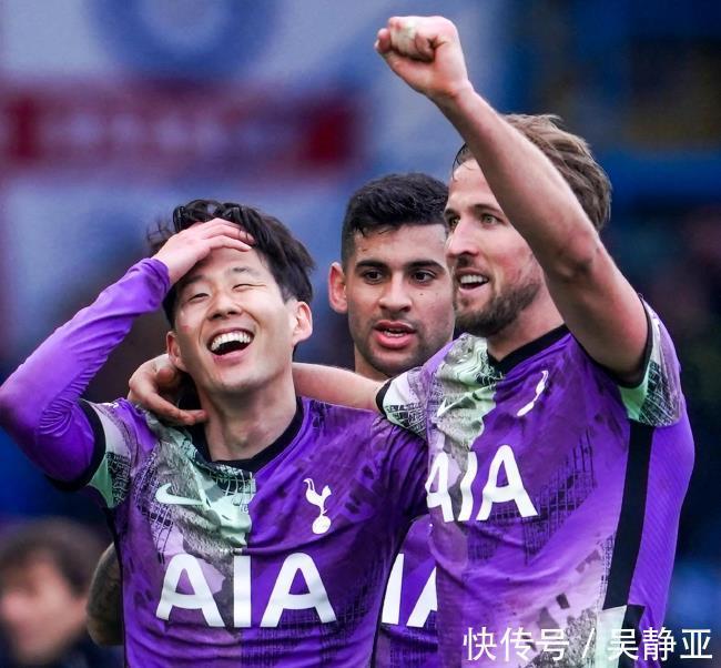 英超|不疯魔不成活!6轮不胜后贝尔萨下课 足球大师的理想输给了现实