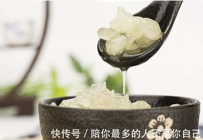 铁皮石斛|藏在身边的天然“玻尿酸”,女人每天吃一点,助你排毒养颜又润肤