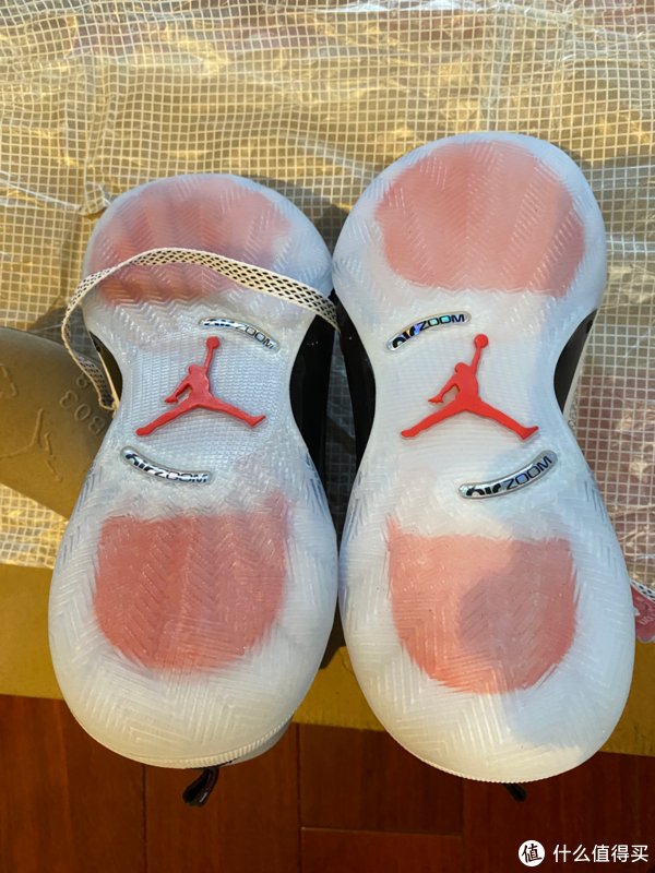 孩子 给孩子的礼物：NIKE 耐克 Air Jordan XXXV DNA 炫彩熊猫鞋