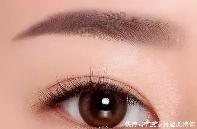 看完这篇保姆级眼线教程，不准再说你不会画眼线了