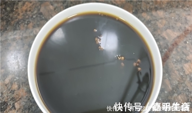 秘制|辣椒这样做太好吃了,一次秘制一罐,开胃又下饭,放一年不会坏!
