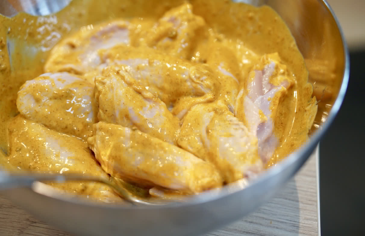 好吃|把鸡翅换一种吃法,咖喱风味浓郁,好吃到一块都不剩