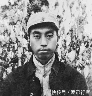 杂记@华国锋毕生书法墨迹存留甚少,但其书写的一篇杂记,却成书坛绝唱