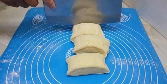 爱吃烧饼的要收藏了,加2个鸡蛋,个个蓬松暄软,比面包香甜好吃