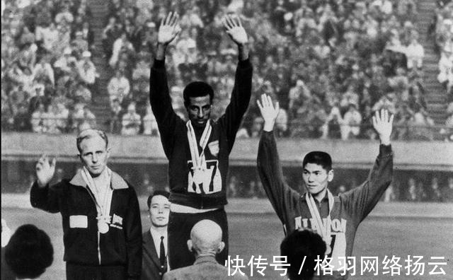 日本自衛(wèi)隊(duì)|50年前, 日本自衛(wèi)隊(duì)一個(gè)下級(jí)軍官自殺, 引發(fā)全國(guó)反思